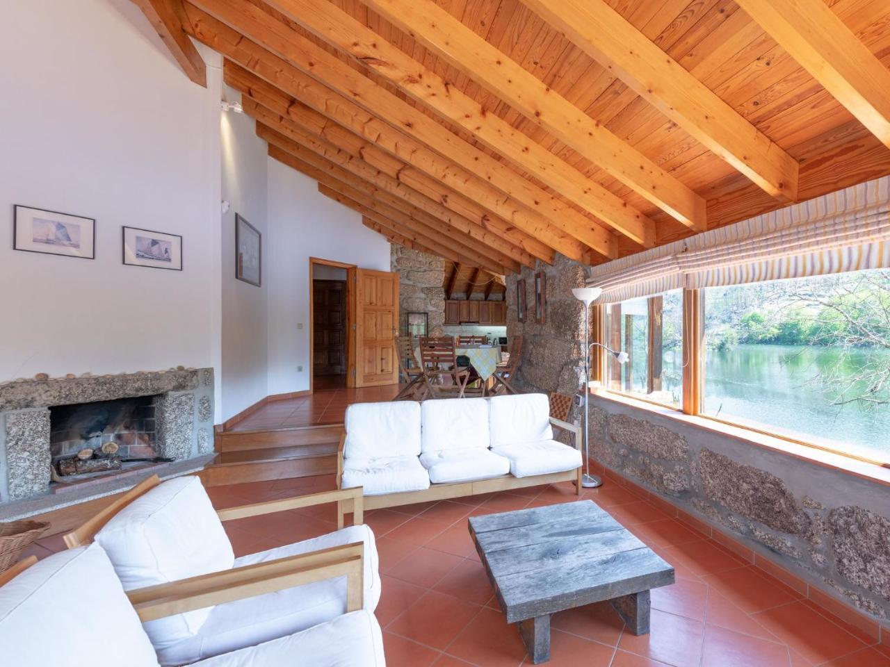 Traditional Mansion In Treixedo With Swimming Pool Экстерьер фото