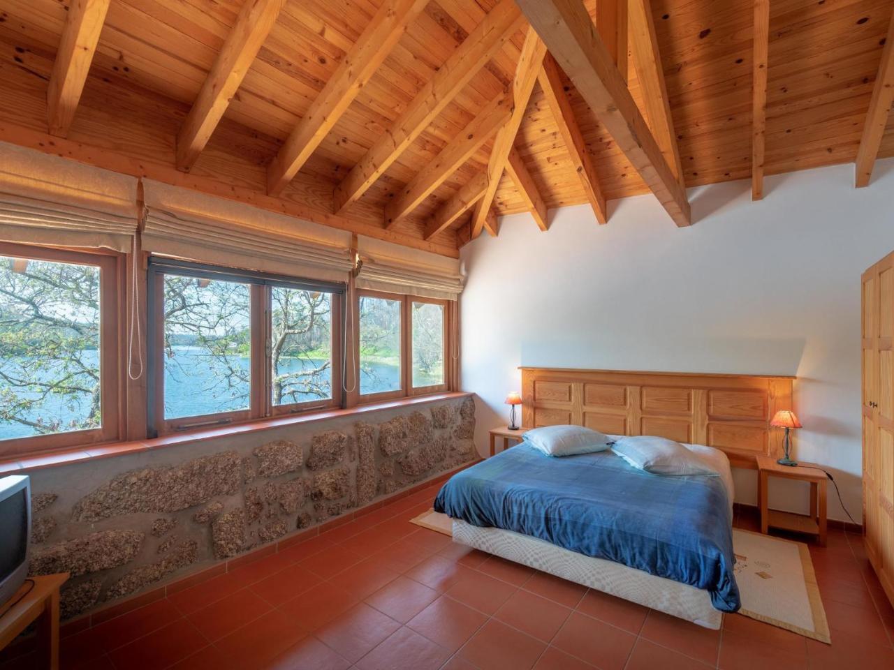 Traditional Mansion In Treixedo With Swimming Pool Экстерьер фото